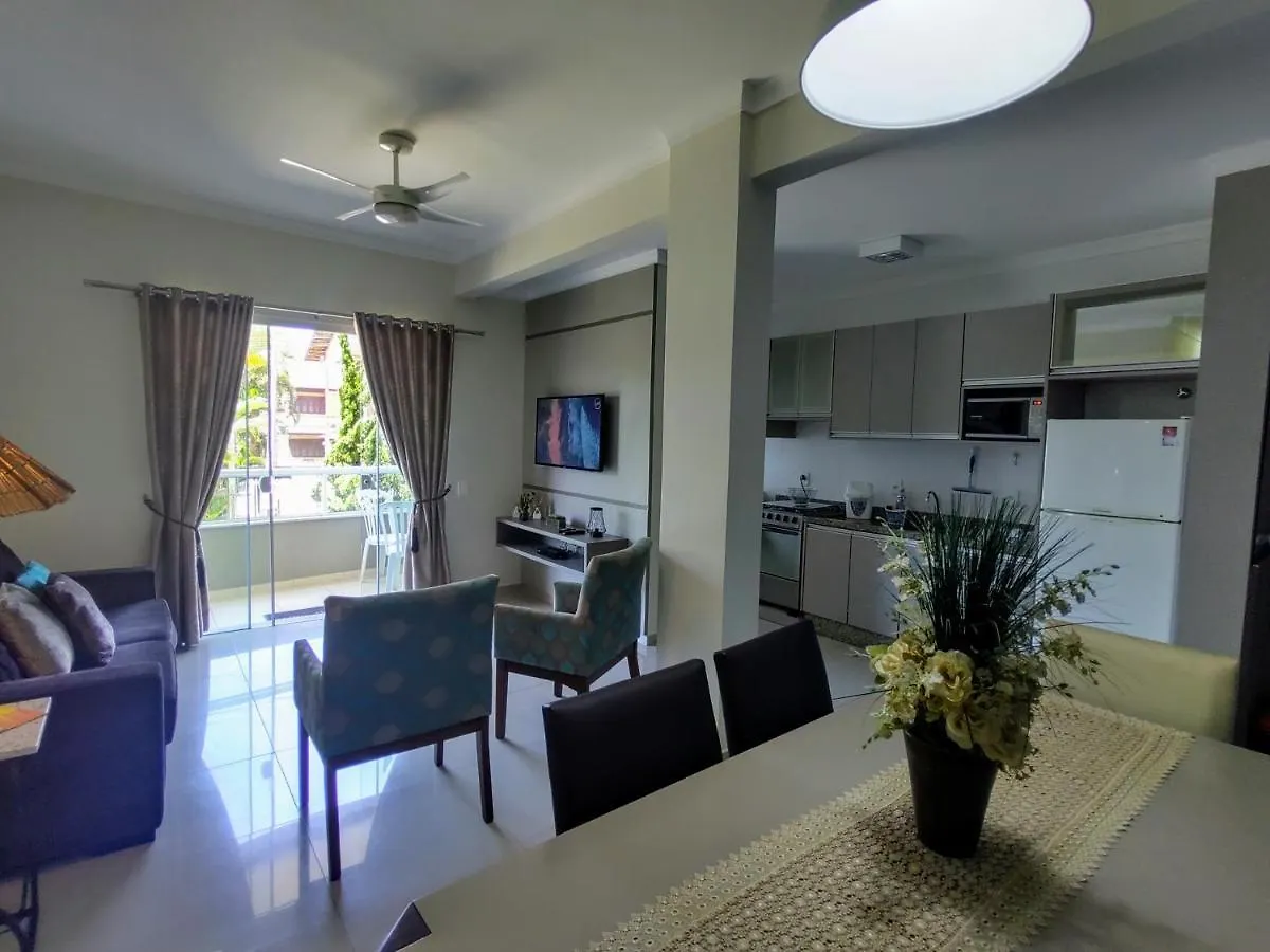 Bombinhas Centro, apartamento 02 dorm, ótima localização
