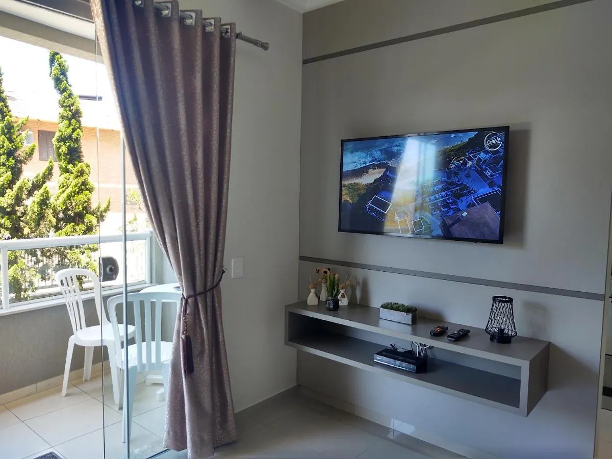 Bombinhas Centro, apartamento 02 dorm, ótima localização